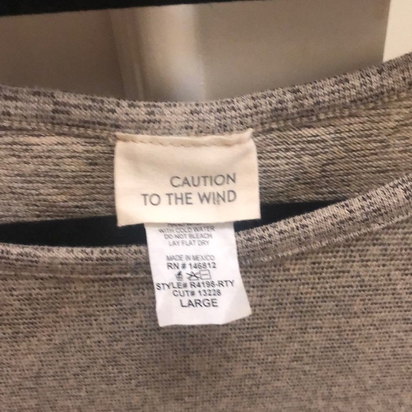 Oatmeal crop top large - Picture 3 of 3